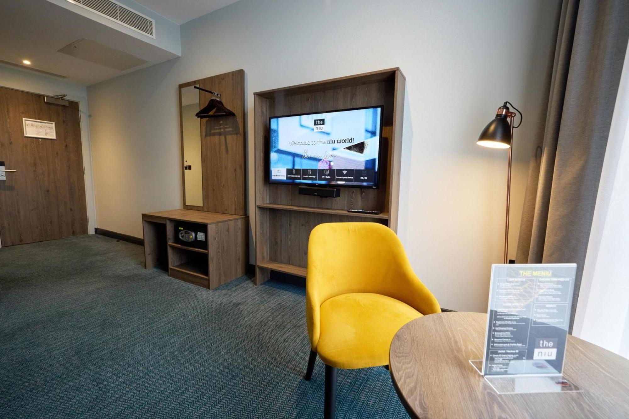 Holiday Inn - The Niu, Loom Manchester North By Ihg Exterior photo